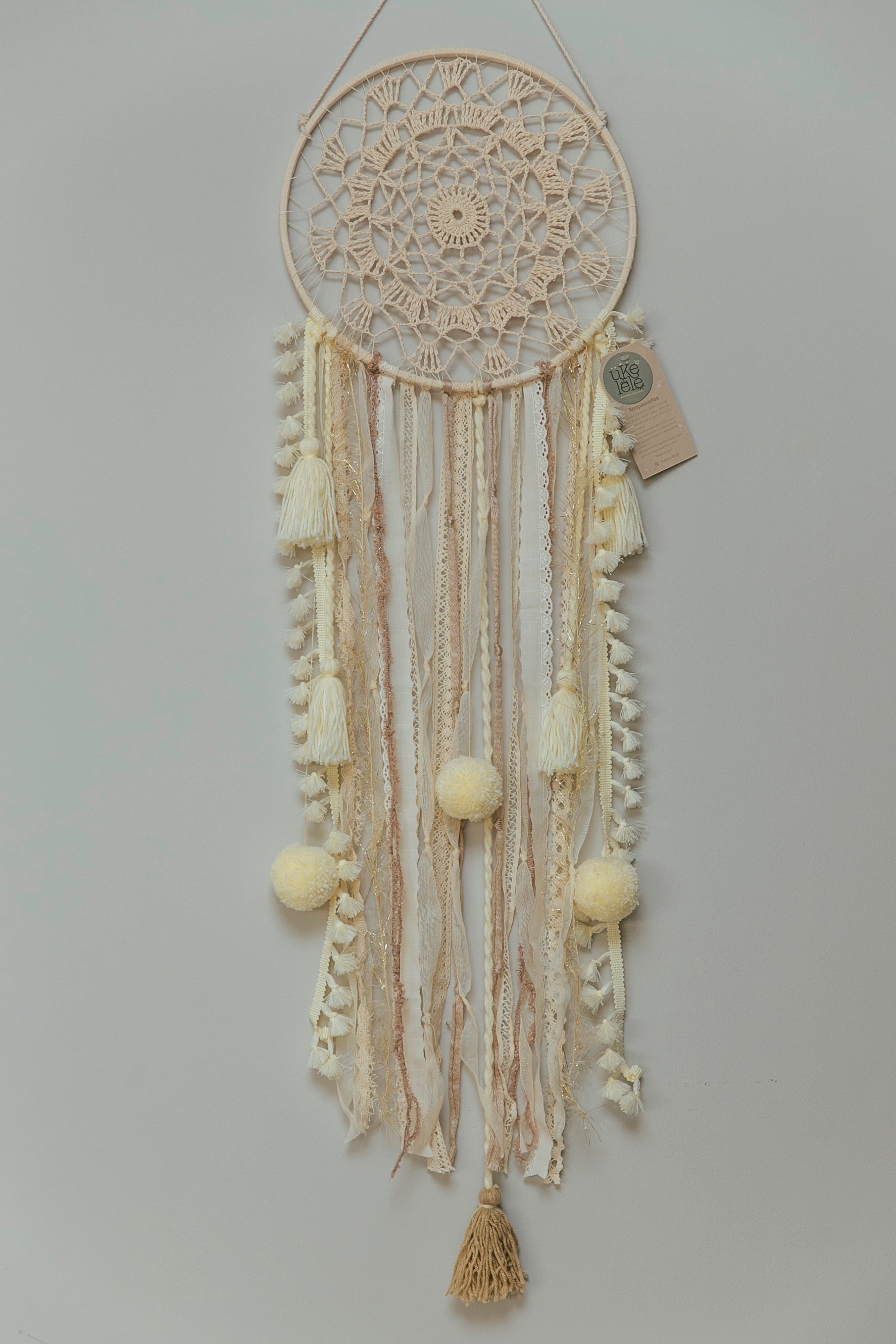 Atrapasueños beige con dorado