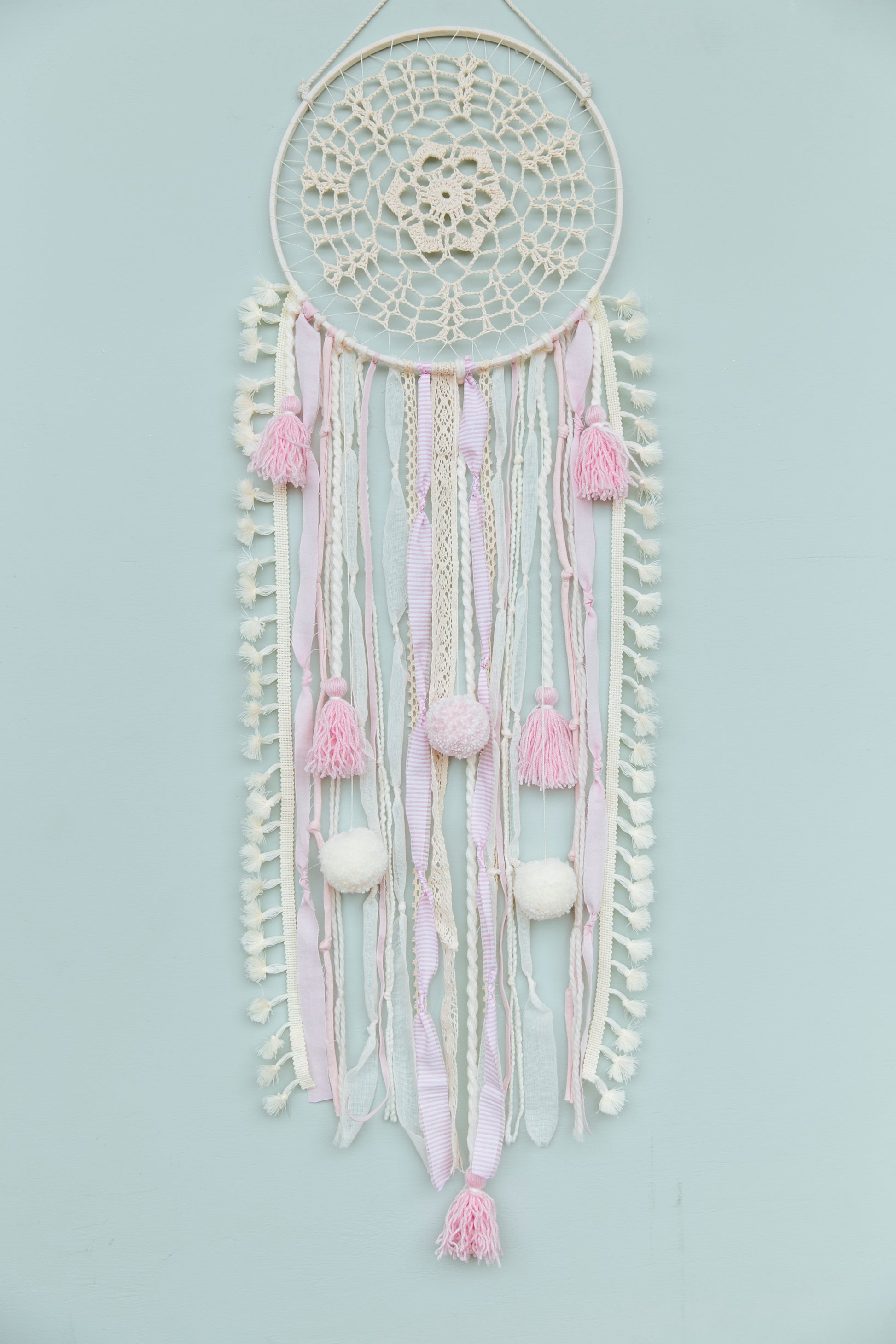Atrapasueños beige con rosado