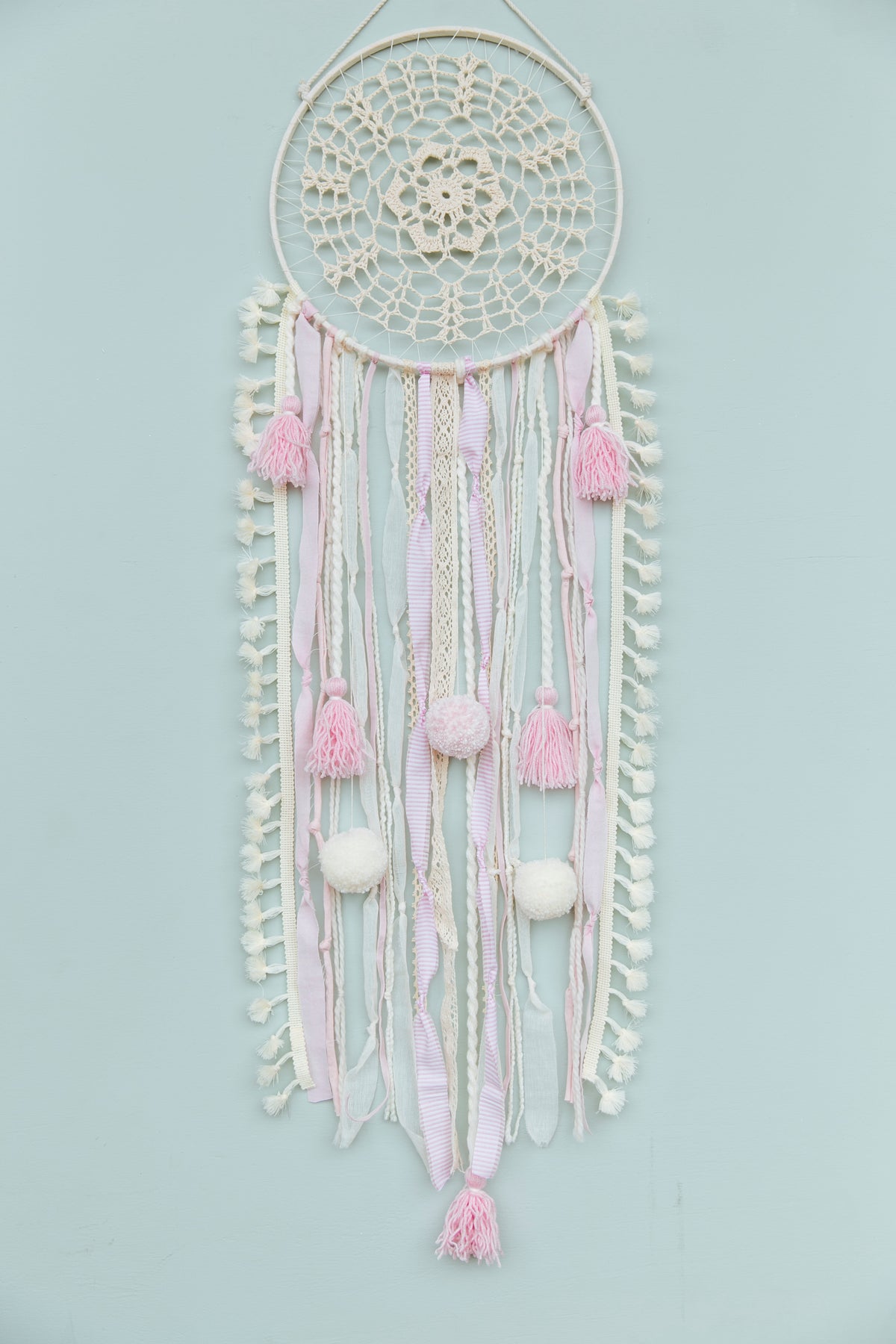 Atrapasueños beige con rosado