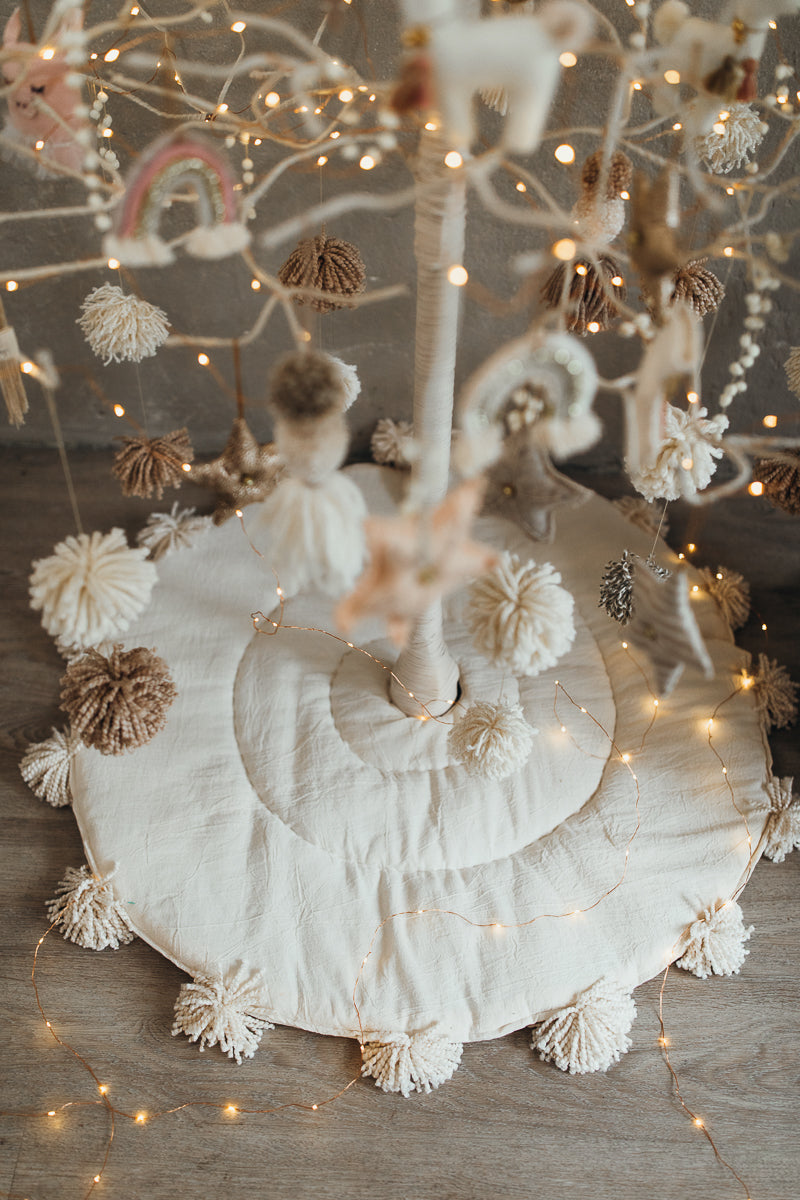 Pie de árbol Grande borlas